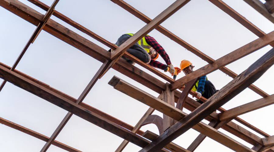 Expert Emergency Roof Repairs services in Huntsburg, OH
